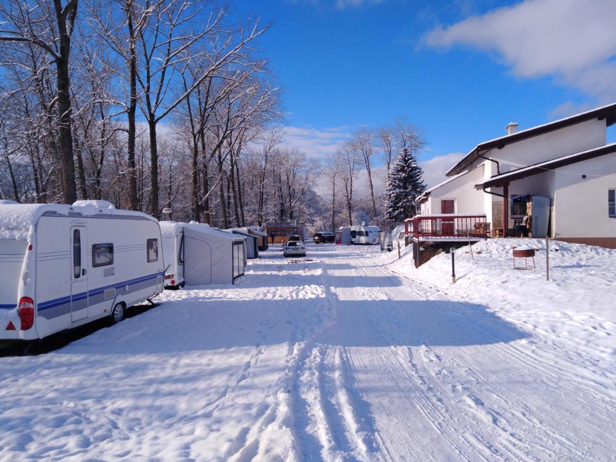 Family Bungalows & Camp Vrchlabi Luaran gambar